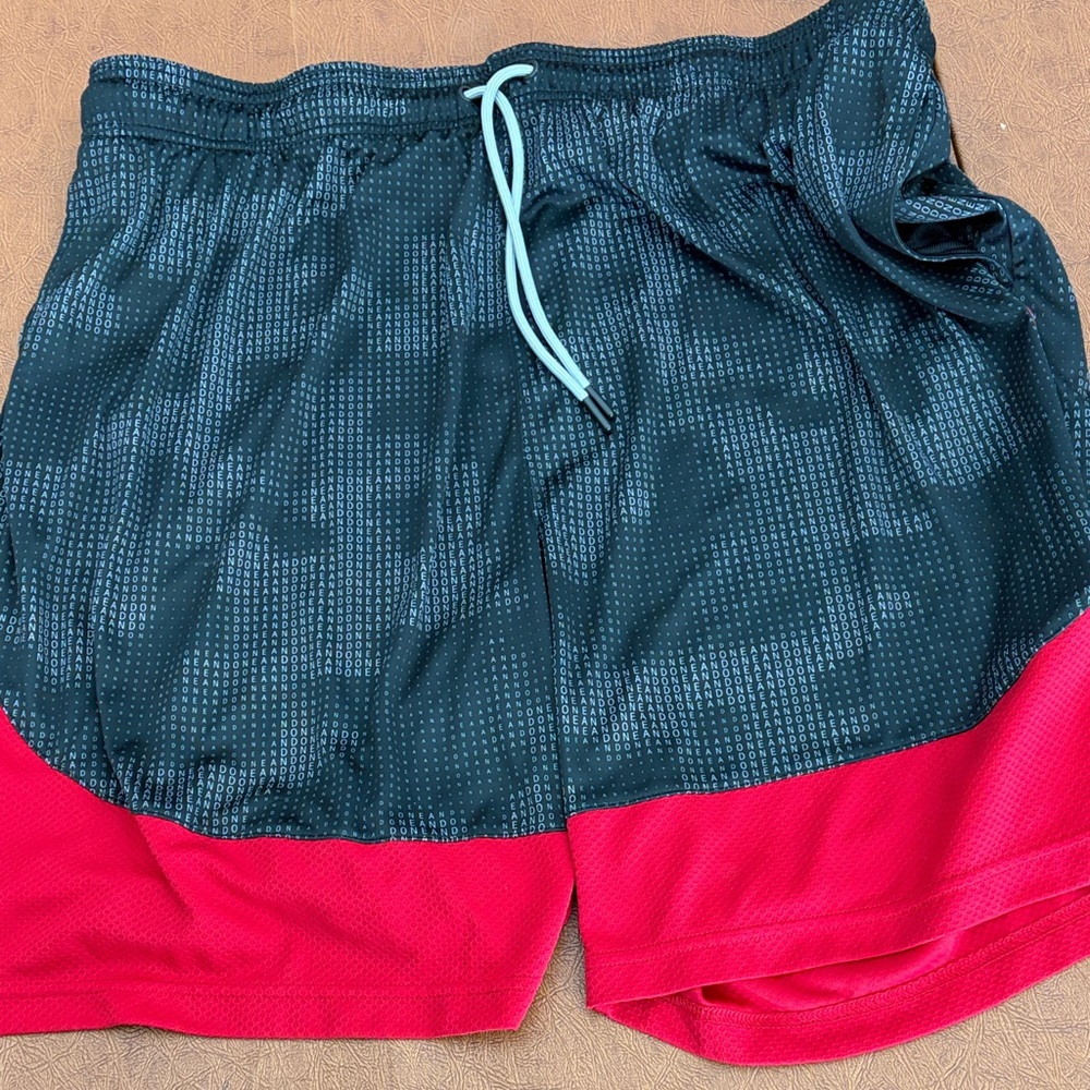 AND1 Performance Swim Trunks – Black/Red 3XL